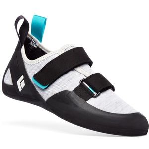 Womens Black Diamond Momentum Rock Climbing Shoes in Black/Alloy colorway